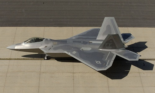 Tiêm kích tàng hình F-22 Raptor của Mỹ. Ảnh: Nationalinterest.