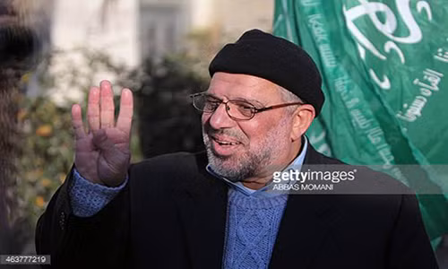 Vụ bắt giữ ông Yousef diễn ra trong bối cảnh các cuộc đụng độ dữ dội giữa Israel và Palestine bùng phát sau khi Mỹ công nhận Jerusalem là thủ đô Israel. Được biết, thủ lĩnh Hamas Hassan Yousef sinh năm 1955 tại thành phố Ramallah. Ông là một trong những người sáng lập Hamas. Ảnh: Getty Images.