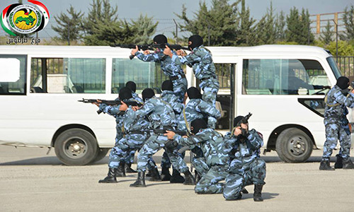 Có thể thấy, tại buổi lễ tốt nghiệp, các binh sĩ SMF đã phô diễn nhiều kỹ năng chứng tỏ sức mạnh đáng gờm. Ảnh: AMN.