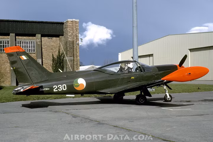 Độ dài đường băng cần thiết để cất cánh là 275m và hạ cánh là 270m. Máy bay nặng khoảng 840kg. Ảnh: airport-data.