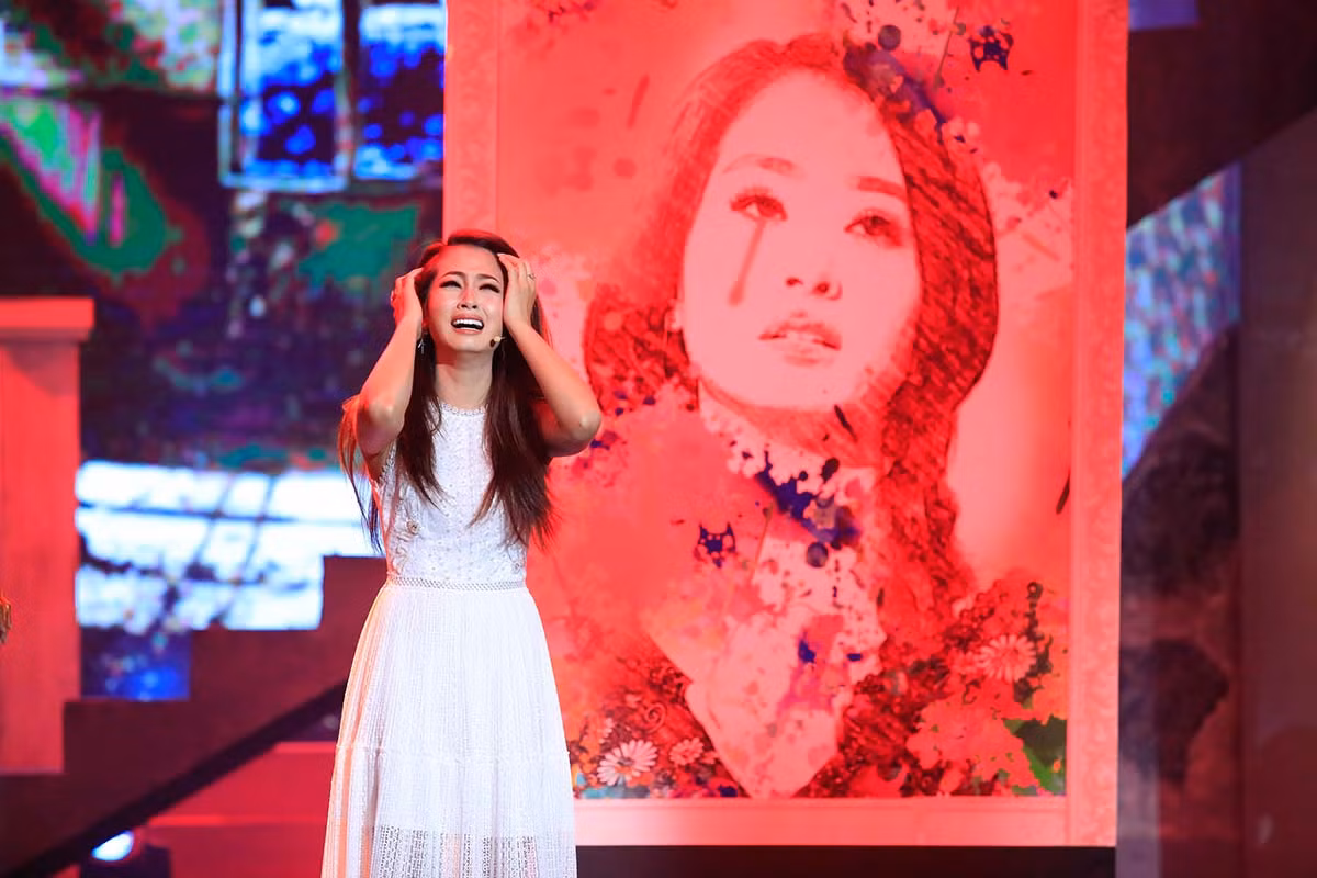 Phan Ngoc Luan cuoi guong khi hut giai 150 trieu-Hinh-5