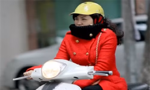 Ap thap nhiet doi gan bien Dong, mien Bac don khong khi lanh