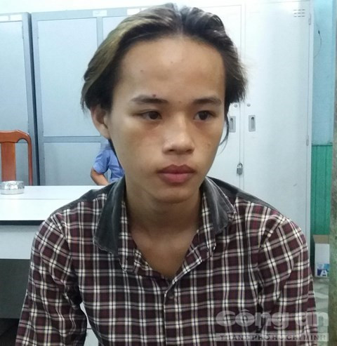 Mot phu nu tre quat nga 3 ten cuop nhu phim hanh dong-Hinh-2