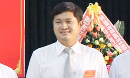 Bo Noi vu kiem tra viec bo nhiem giam doc so 30 tuoi-Hinh-2