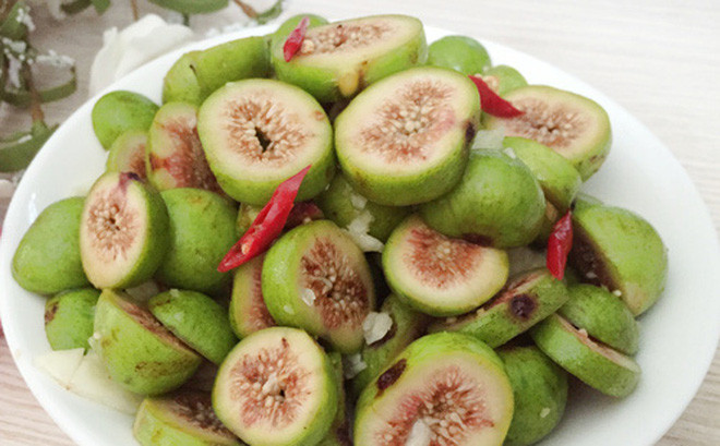 Quả sung: Loại quả này cũng là thực phẩm giàu chất xơ, giúp tiêu hóa dễ dàng các loại thực phẩm. Bạn có thể ăn sung sau bữa ăn chính để hỗ trợ hệ tiêu hóa làm việc được tốt hơn.