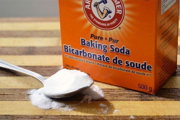 Meo tay vet dau mo tren quan ao sach tinh tuom-Hinh-2