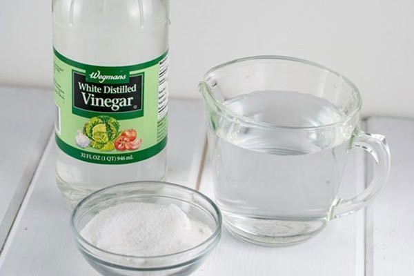 Meo tay vet dau mo tren quan ao sach tinh tuom-Hinh-4