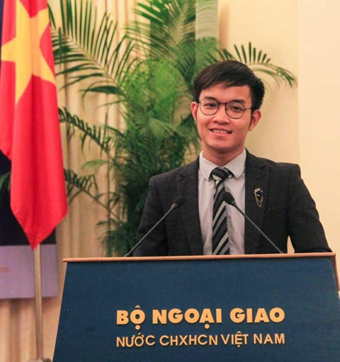 Showbiz Viet co nen ap dung cach tay chay triet tieu nhu Han Quoc?-Hinh-2