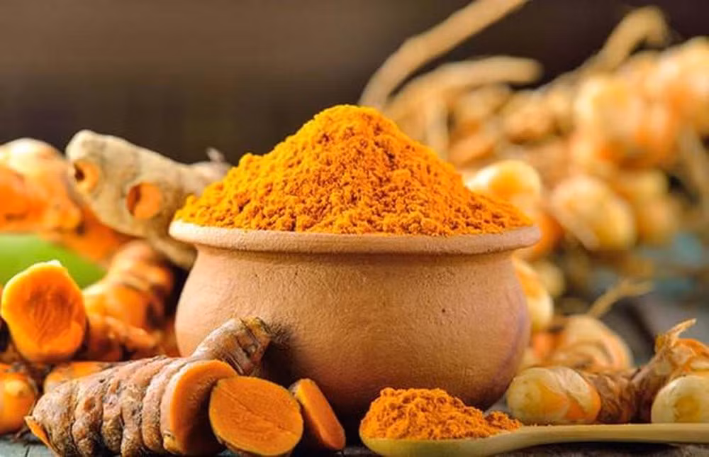 Nghệ giúp giảm viêm phổi và đây là tin tốt cho bệnh nhân hen. Nghệ chứa một chất gọi là curcumin giúp loại bỏ những chất sinh ung thư.