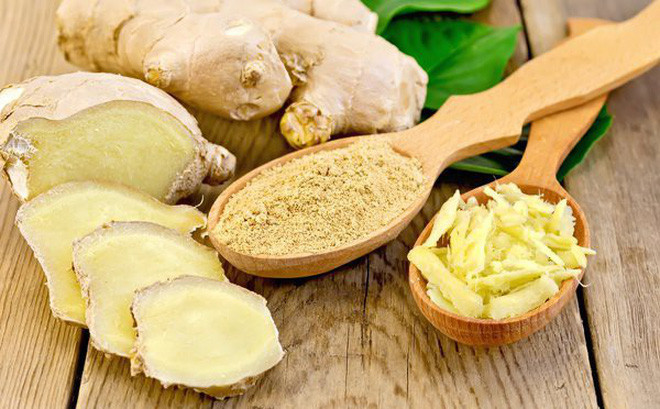 Gừng: Loại gia vị này rất dễ kết hợp với các món ăn để bổ sung flavor và tăng cường sức khỏe. Chức năng chống viêm của gừng giúp làm sạch phổi khỏi ô nhiễm kéo dài.