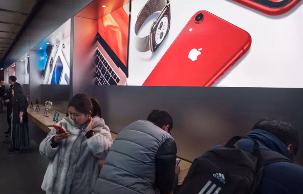 Apple mất gần 1 triệu USD vì bị lừa đổi iPhone nhái lấy iPhone thật Apple mat gan 1 trieu USD vi bi lua doi iPhone nhai lay iPhone that