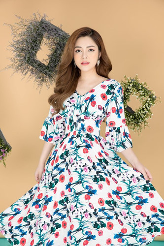 Ngoài ra, nữ diễn viên phim “Về nhà đi con” còn là người chú trọng kiểm soát cân nặng. Cô ăn uống điều độ kết hợp với tập luyện để giữ dáng.