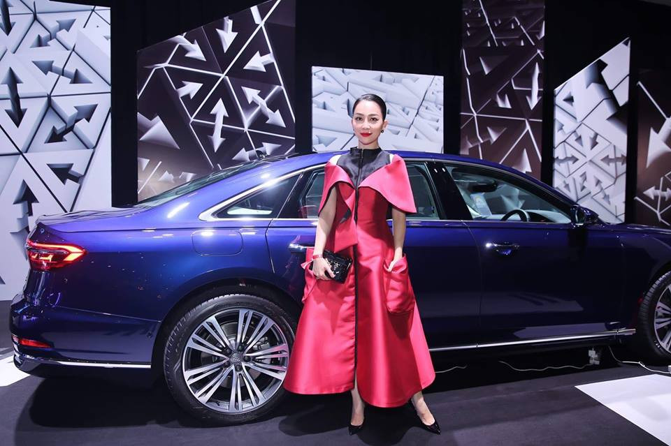 Linh Nga là nữ diễn viên múa không chỉ giỏi nghề mà còn rất nổi bật với phong cách thời trang đẳng cấp.