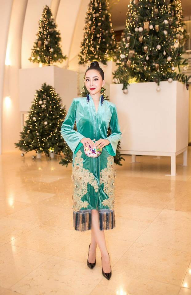 Cô gây ấn tượng với người hâm mộ bởi phong cách thời trang sang chảnh, quý phái mà không phải người đẹp nào cũng dễ dàng tạo dựng được.