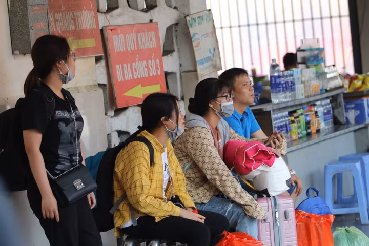 Sau ky nghi 2/9: Nguoi dan 