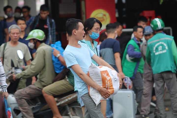 Sau ky nghi 2/9: Nguoi dan 