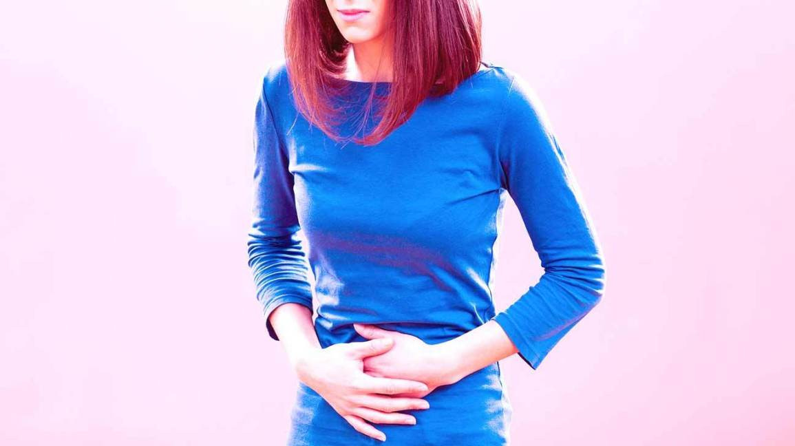 Do mãn kinh: Theo Viện Đái tháo đường &amp; Tiêu hóa và Bệnh thận Mỹ (NIDDK), nhiễm trùng đường tiết niệu rất phổ biến ở phụ nữ sau mãn kinh. Lý do, việc sản xuất estrogen của cơ thể giảm mạnh dẫn đến sự thay đổi pH âm đạo, xáo trộn sự cân bằng của vi khuẩn và nấm men âm đạo, làm tăng cơ hội nhiễm trùng.