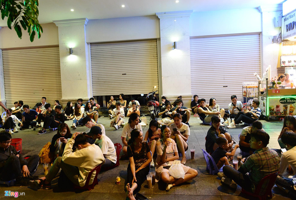 Pho di bo Nguyen Hue dong duc nguoi choi le 2/9-Hinh-15