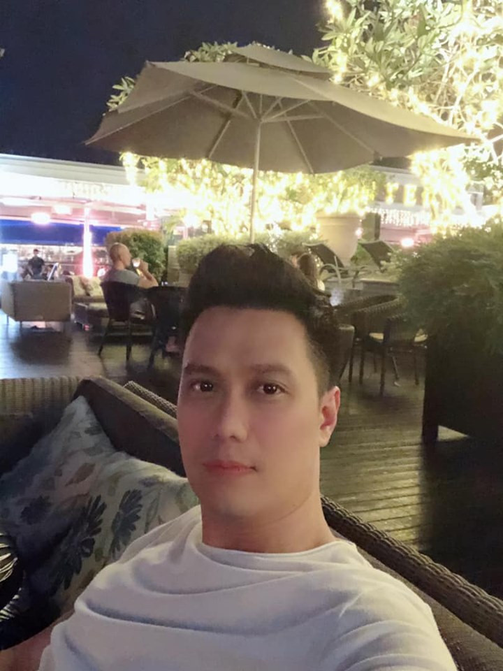 Còn đối với can thiệp dao kéo như nâng mũi, cắt mí... thì mất khoảng 2 tuần - 1 tháng dáng mũi, nếp mí đã bắt đầu ổn định. Còn muốn mũi, mí trở nên tự nhiên phải mất từ 2-3 tháng.