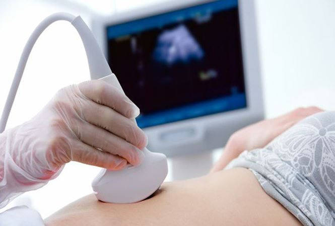 Đầy hơi là một dấu hiệu cảnh báo nghiêm trọng căn bệnh ung thư buồng trứng. Hầu hết phụ nữ nghĩ đây là triệu chứng của hội chứng ruột kích thích và hay bỏ qua. Nhưng nếu cơn đau dai dẳng, bạn cần khám ngay lập tức.