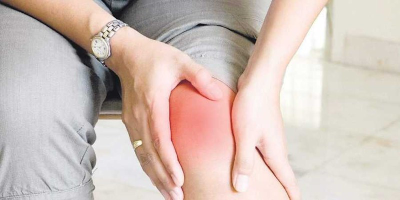 Xoa dịu những cơn đau khớp, giảm sưng, viêm ở những người mắc bệnh tuyến giáp hay viêm khớp.