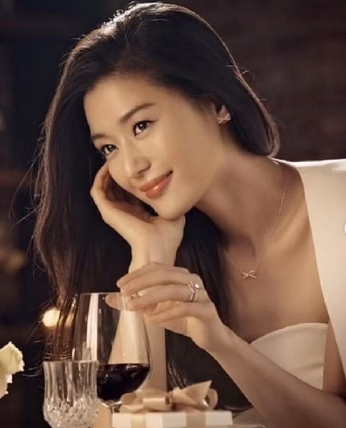 “Mo chanh” Jun Ji Hyun dep kho cuong o tuoi 37-Hinh-9