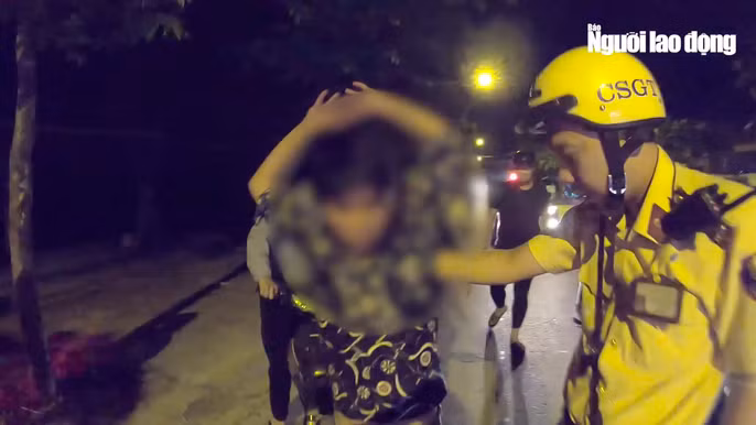 Can canh luc luong 363 Cong an TP HCM tran ap toi pham