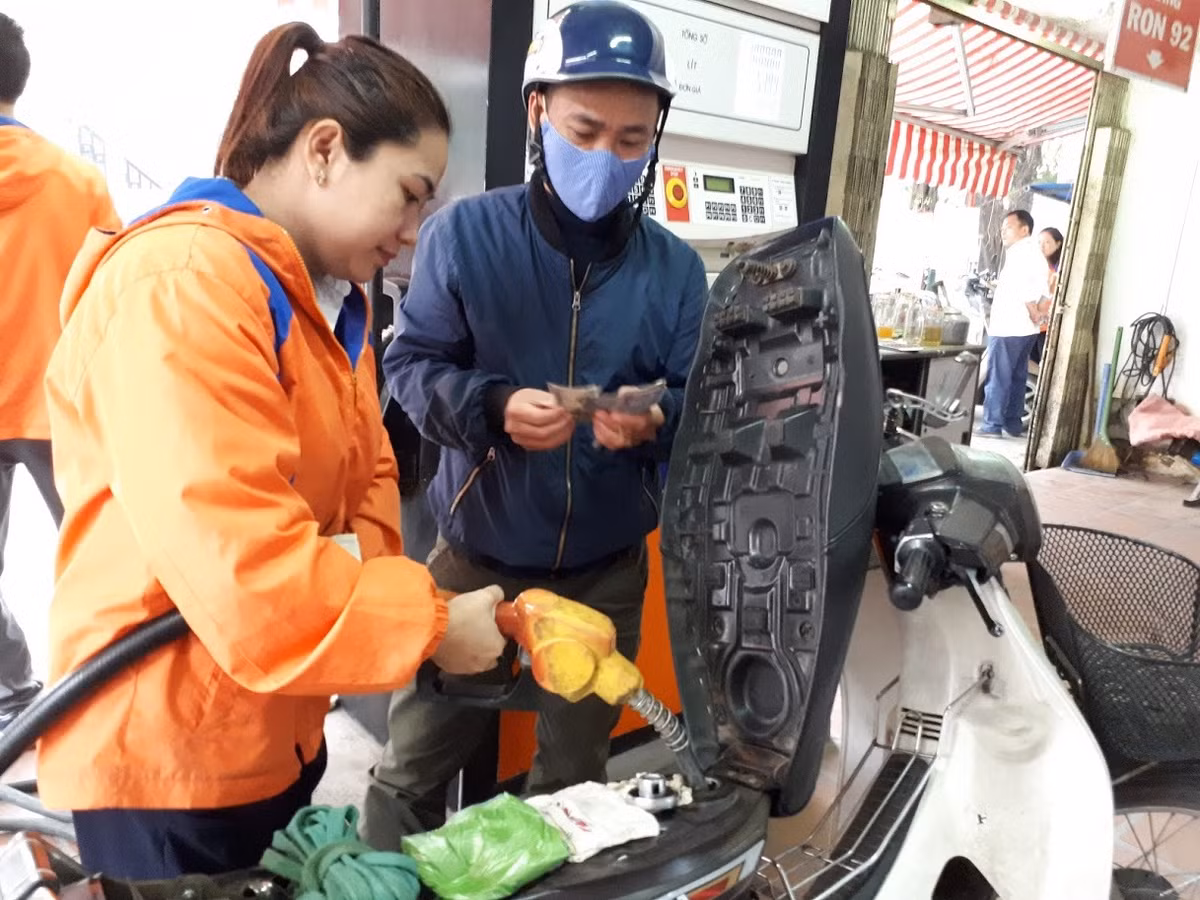 Quy Binh on xang dau: Bo cang som cang tot, cong an cong thang an thang