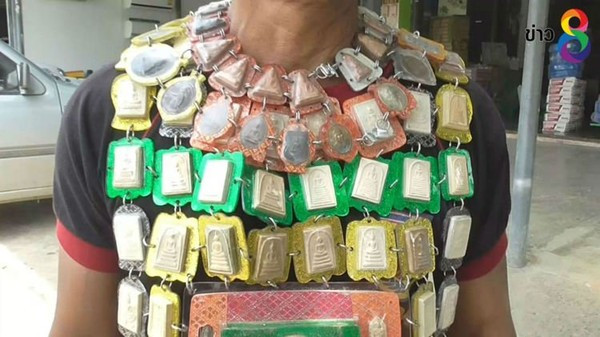 Nguoi dan ong bi xe dam chet dung ngay khong mac 