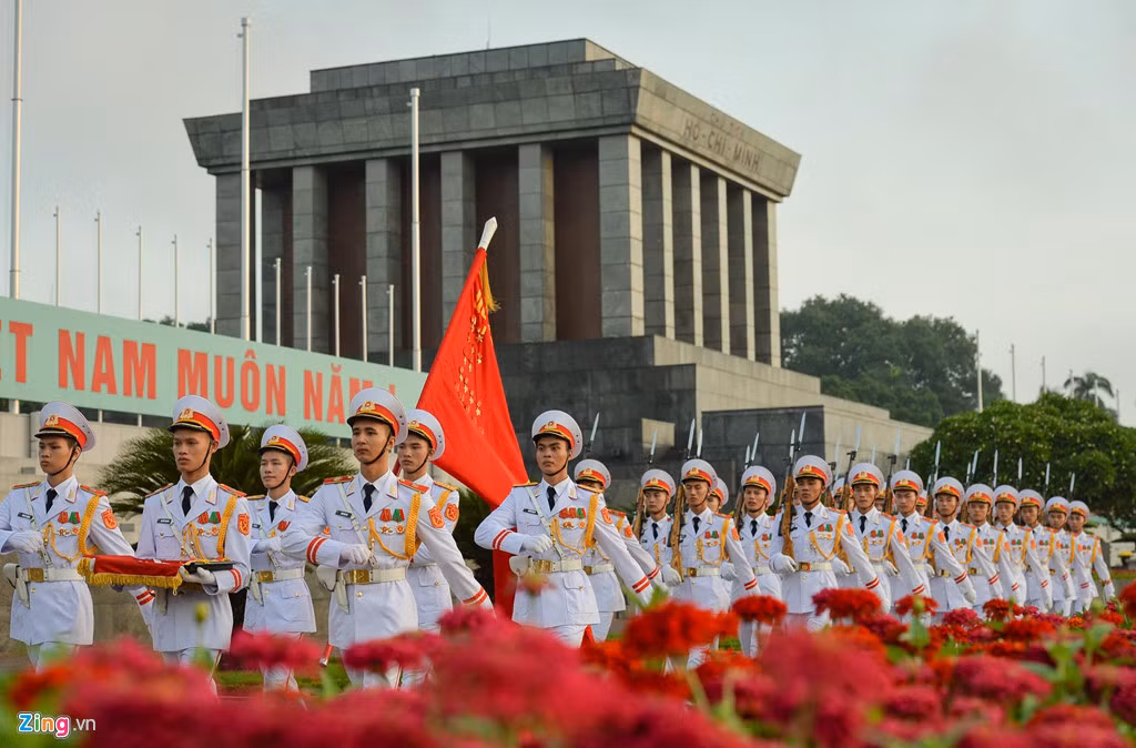 Nghi le thuong co o Lang Chu tich Ho Chi Minh-Hinh-9