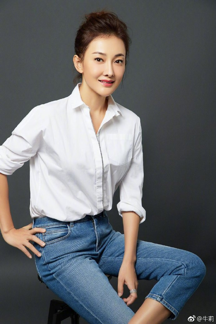 “Nu phu lang lo nhat Thuy hu” lo nhan sac tre dep o tuoi 46-Hinh-3