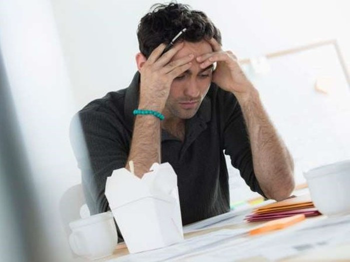 7. Tránh căng thẳng: Khi bạn bị stress, cơ thể bạn không thực hiện đúng chức năng của nó, trong đó có hệ thống miễn dịch. Sự căng thẳng kéo dài gây ra nhiều bệnh nghiêm trọng do hậu quả của sự miễn dịch yếu hơn. Ảnh: Boldsky.