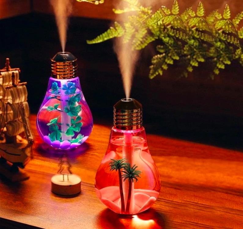 Chất khử mùi tạo hương: Hóa chất khử mùi này có chứa thành phần như terpen và ether glycol gốc ethylene. Thành phần thứ hai đã được công nhận là một hóa chất độc hại, còn thành phần thứ nhất sẽ trở thành hóa chất độc hại nếu như được tiếp xúc với ozone trong không khí.