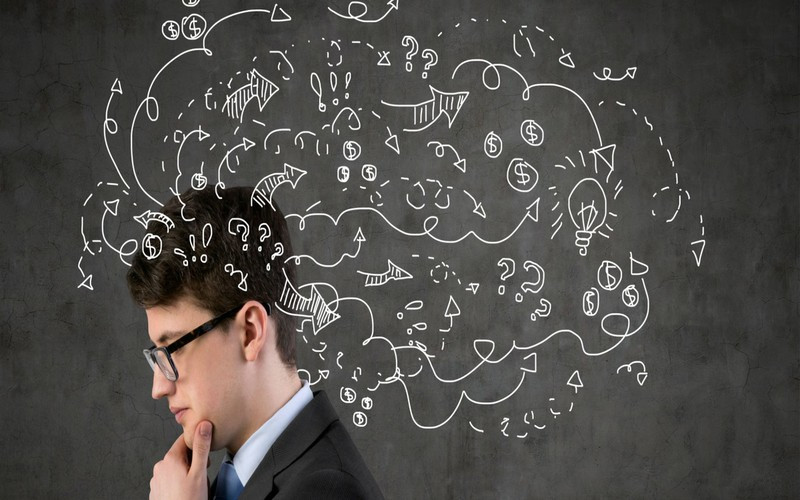 Cải thiện chức năng não: Hàu là một nguồn phong phú của B12, axit béo omega-3, kẽm và sắt, có lợi cho chức năng của não, tăng cường khả năng ghi nhớ.