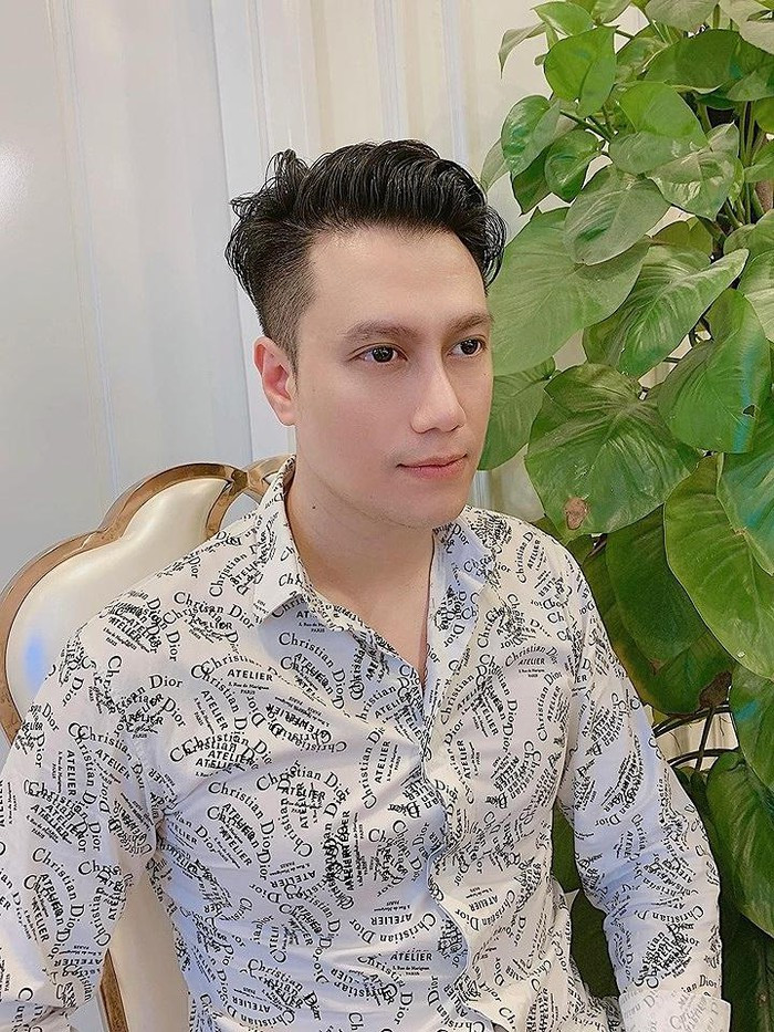 Nhan sac Viet Anh sau 1 thang 'dao keo' gay choang vang