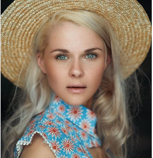 Cô gái này chính là minh chứng cho câu nói "mắt sáng như ngọc".