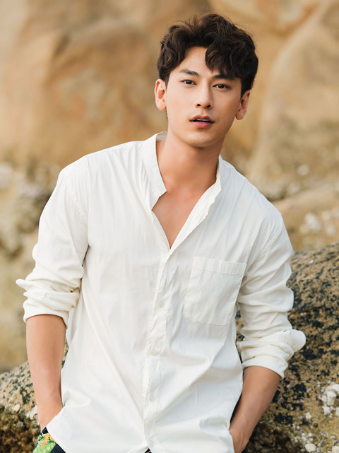 Cuu thanh vien May Trang khang dinh Isaac la nhan cach vang trong Vbiz-Hinh-2