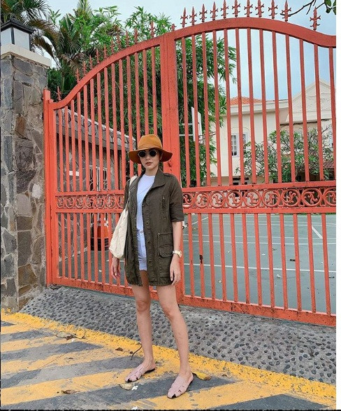 Cách phối đồ của "ngọc nữ" vẫn chất lừ.