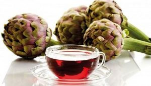 Trà hoa atiso được coi là thần dược với nhiều tác dụng như làm sạch gan, giải nhiệt, thanh mát cơ thể trong ngày hè nóng bức.