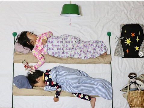 Các bé thích giường tầng thì có ngay giường tầng.