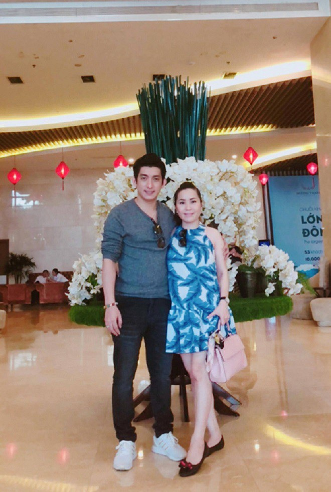 Chong cu Phi Thanh Van gay soc khi uong thuoc tu tu vi no nan chong chat-Hinh-3