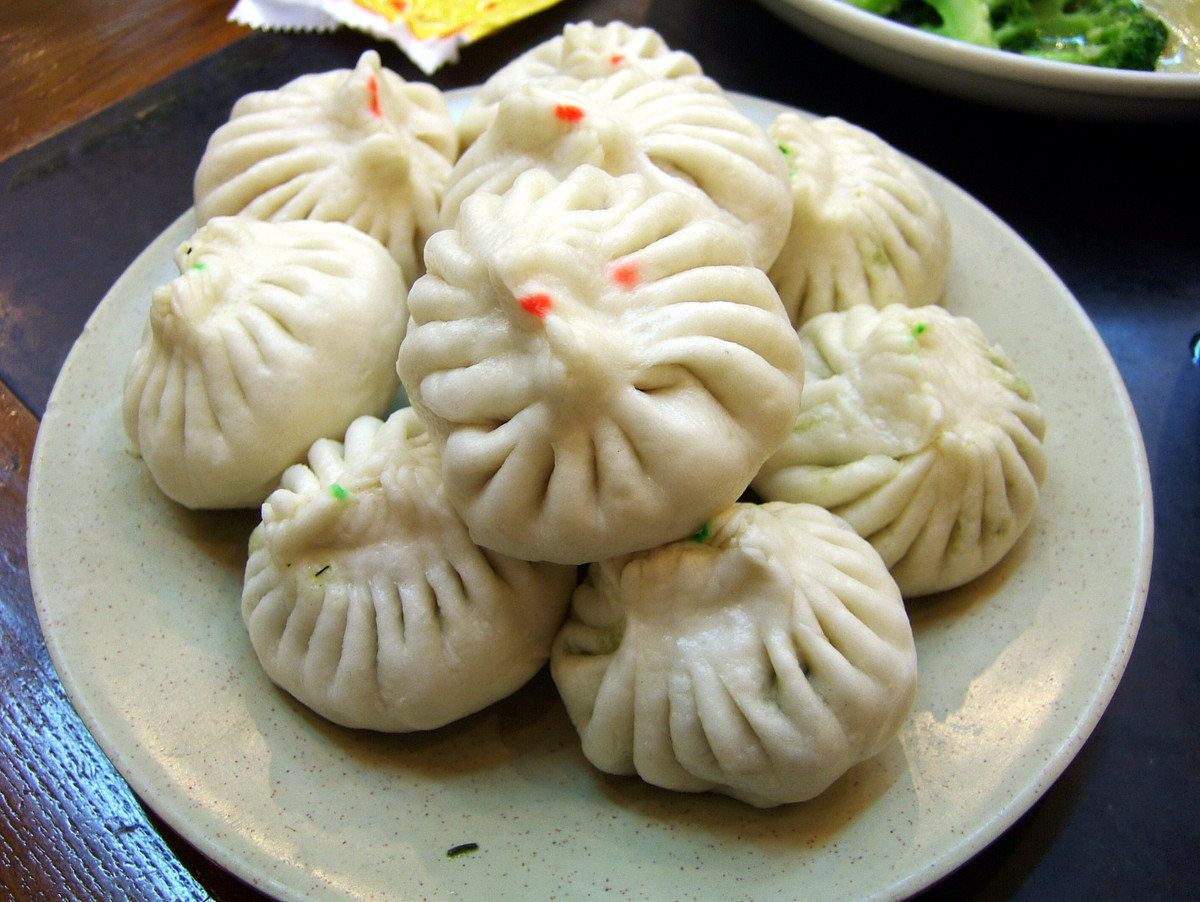 Bánh bao Cẩu Bất Lý ở Thiên Tân (Trung Quốc) vẫn được lưu truyền đến ngày nay và giữ nguyên cái tên "chó cũng không thèm" khiến nhiều người cảm thấy thú vị. Ảnh: Sohu, Sina.