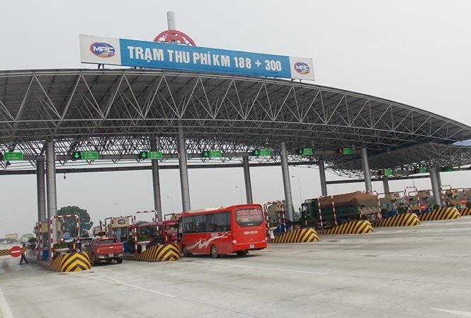 BOT Phap Van - Cau Gie bi yeu cau dung thu phi: Chu dau tu noi gi?