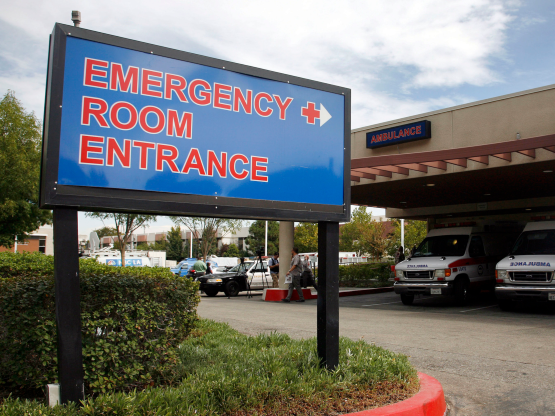 Nếu cảm thấy khó thở sau khi bị côn trùng cắn, thì nhiều khả năng bạn bị sốc mẫn cảm và nên tới bệnh viện để kiểm tra ngay.