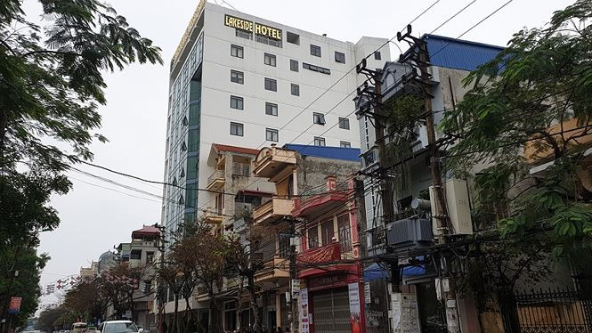 Le hoi Den Tran: Khach san, nha nghi 