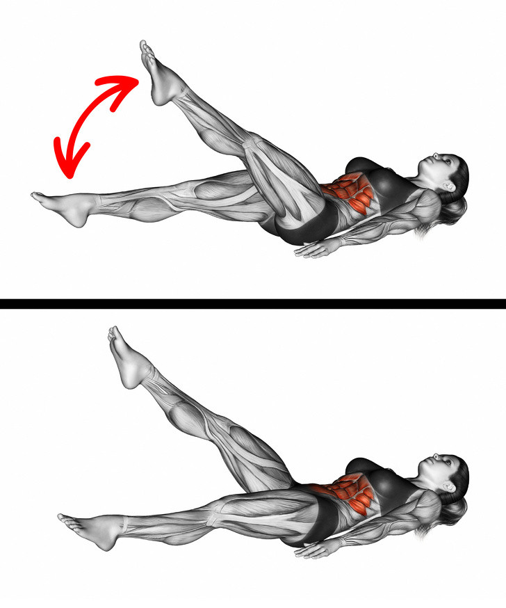 Động tác 6: Nằm xuống và đặt cánh tay thẳng. Cong đầu gối và nâng hai chân lên một góc 45 độ và liên tục nâng hạ từng chân. Thực hiện 12 lần.