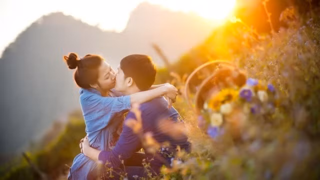 Chi nguoi dan ong yeu ban that long hanh dong “cham den trai tim” the nay