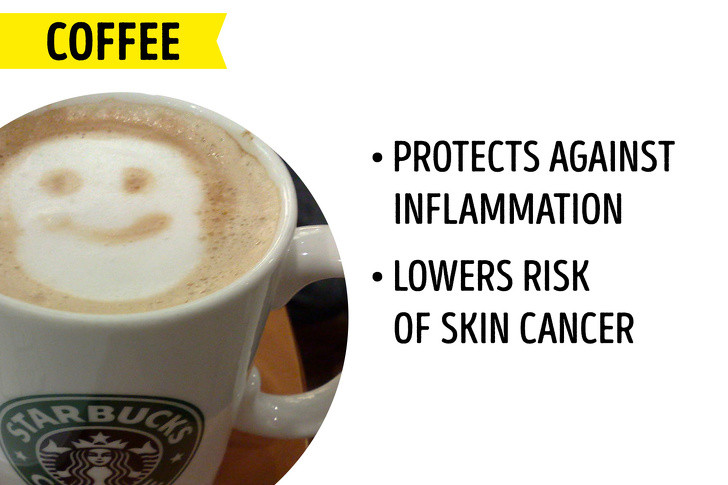 Cà phê: Các nghiên cứu cho thấy caffeine bảo vệ cơ thể khỏi các chứng viêm mãn tính - một vấn đề phổ biến của quá trình lão hóa. Uống cà phê còn giúp giảm nguy cơ mắc ung thư da.