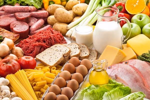 Trứng: Chất colin có trong lòng đỏ trứng là nguồn dinh dưỡng rất tốt cho não bộ, giúp cải thiện trí nhớ.