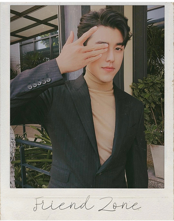 Phong cách thời trang của Nine Naphat cũng là thứ khiến các fangirl phải đổ lên đổ xuống.